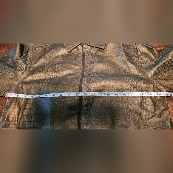 CHICO'S Womens 100% Leather Metallic Reptil Print Zip Front Pockets Jacket Sz 2 - Picture 14 of 16
